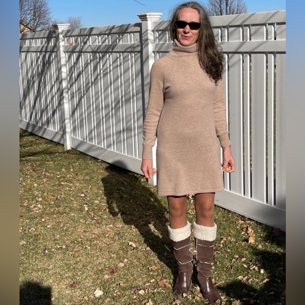 Quince Mongolian Cashmere Turtleneck Sweater Dress in Oatmeal size S